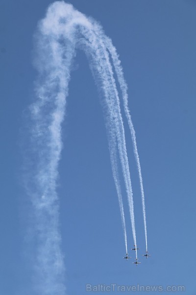 Tukumā 2019.gada 20. un 21.jūlijā kuplā skaitā pulcējas avio šova cienītāji uz «Wings Over Baltics Airshow 2019» Tukumā 2019.gada 20. un 21.jūlijā kuplā skaitā pulcējas avio šova cienītāji uz «Wings Over Baltics Airshow 2019» 259474