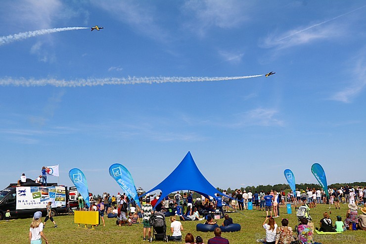 Tukumā 2019.gada 20. un 21.jūlijā kuplā skaitā pulcējas avio šova cienītāji uz «Wings Over Baltics Airshow 2019» Tukumā 2019.gada 20. un 21.jūlijā kuplā skaitā pulcējas avio šova cienītāji uz «Wings Over Baltics Airshow 2019» 259489