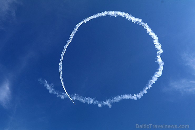 Tukumā 2019.gada 20. un 21.jūlijā kuplā skaitā pulcējas avio šova cienītāji uz «Wings Over Baltics Airshow 2019» Tukumā 2019.gada 20. un 21.jūlijā kuplā skaitā pulcējas avio šova cienītāji uz «Wings Over Baltics Airshow 2019» 259493