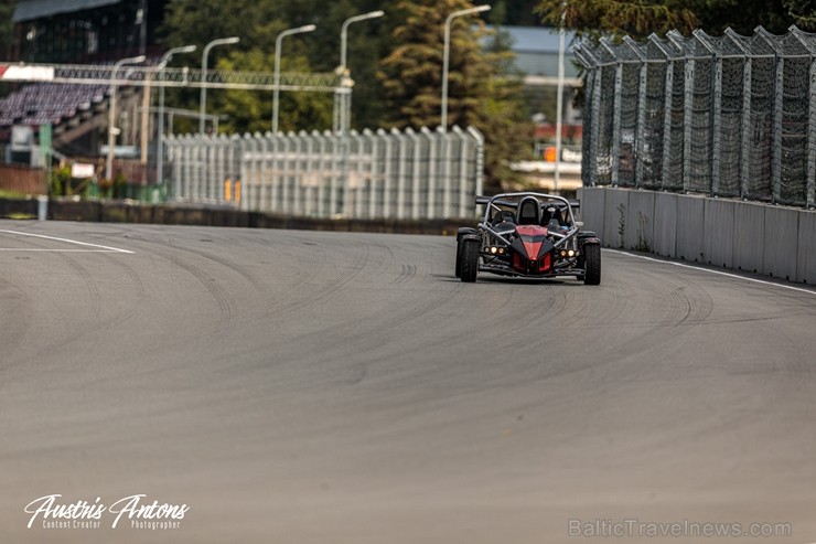 Gran Turismo apvieno 4 800 dalībniekus no dažādām pasaules daļām – lielākoties autobraucēji ir no Ziemeļeiropas, tomēr labi pārstāvēta ir arī ASV, Die Gran Turismo apvieno 4 800 dalībniekus no dažādām pasaules daļām – lielākoties autobraucēji ir no Ziemeļeiropas, tomēr labi pārstāvēta ir arī ASV, Die 259938