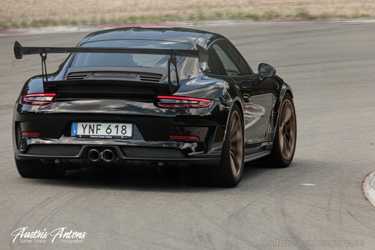 Gran Turismo apvieno 4 800 dalībniekus no dažādām pasaules daļām – lielākoties autobraucēji ir no Ziemeļeiropas, tomēr labi pārstāvēta ir arī ASV, Die Gran Turismo apvieno 4 800 dalībniekus no dažādām pasaules daļām – lielākoties autobraucēji ir no Ziemeļeiropas, tomēr labi pārstāvēta ir arī ASV, Die 259942