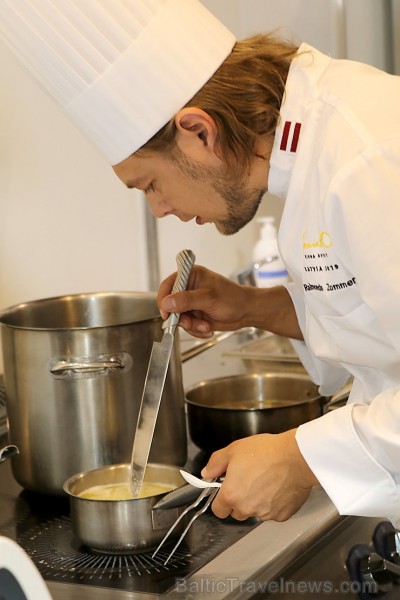 Latvijas populārākie šefpavāri izstādē «Riga Food 2019» cīnās par Latvijas labākā meistarpavāra titulu Latvijas populārākie šefpavāri izstādē «Riga Food 2019» cīnās par Latvijas labākā meistarpavāra titulu 264432