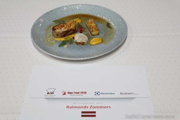 Latvijas populārākie šefpavāri izstādē «Riga Food 2019» cīnās par Latvijas labākā meistarpavāra titulu Latvijas populārākie šefpavāri izstādē «Riga Food 2019» cīnās par Latvijas labākā meistarpavāra titulu 264465