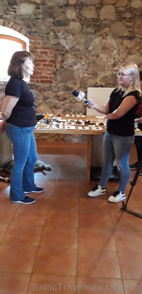 Sēņu dienas apmeklētāji varēja iepazīties ar ēdamām, indīgām un aizsargājamām sēnēm, veidot sēnes, salikt puzles un uzzināt par sēnēm piemērotām dzīvo Sēņu dienas apmeklētāji varēja iepazīties ar ēdamām, indīgām un aizsargājamām sēnēm, veidot sēnes, salikt puzles un uzzināt par sēnēm piemērotām dzīvo 264501