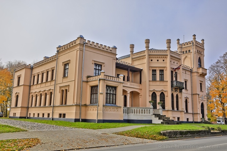 Lai arī šķiet, ka rudens tikai nupat sācies, nepamirkšķināsim ne acu, kad koki būs klāti zeltā! Izbaudi šo gleznaino laiku Alūksnes pusē! Lai arī šķiet, ka rudens tikai nupat sācies, nepamirkšķināsim ne acu, kad koki būs klāti zeltā! Izbaudi šo gleznaino laiku Alūksnes pusē! 266058