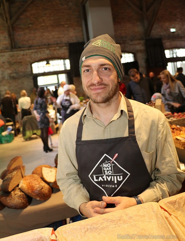 Latvijas zemnieku «Novada Garšas svētki» 28.09.2019 priecē rīdziniekus kultūras un izklaides centrā «Hanzas perons» Latvijas zemnieku «Novada Garšas svētki» 28.09.2019 priecē rīdziniekus kultūras un izklaides centrā «Hanzas perons» 266851