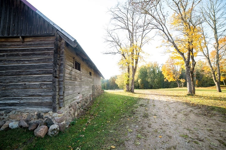 Cēsu pilsēta un Kaķukrogs krāšņi mirdz rudens nokrāsās 267744