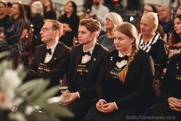 Rīgā norisinājās Baltijas labāko vīnziņu konkurss Vana Tallinn Grand Prix 2019, kurā par labākā vīnziņa un labākā jaunā vīnziņa titulu cīnījās pretend Rīgā norisinājās Baltijas labāko vīnziņu konkurss Vana Tallinn Grand Prix 2019, kurā par labākā vīnziņa un labākā jaunā vīnziņa titulu cīnījās pretend 268904