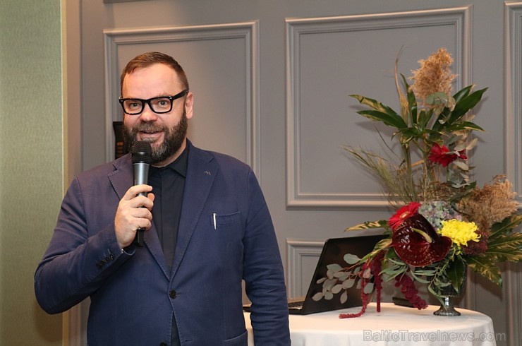 Viesnīcā «Grand Poet by Semarah Hotels» jaunā māksliniece Kristīne Rublovska atklāj personālizstādi Viesnīcā «Grand Poet by Semarah Hotels» jaunā māksliniece Kristīne Rublovska atklāj personālizstādi 269883