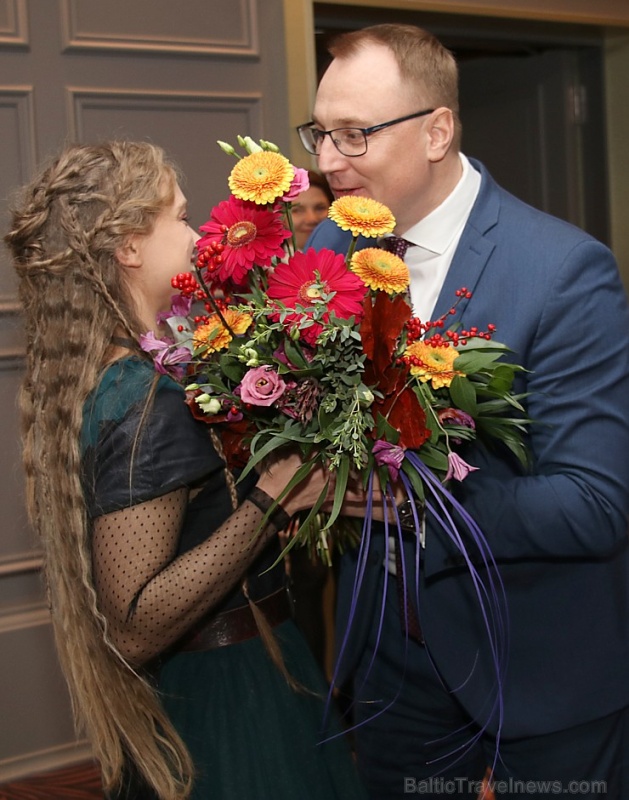 Viesnīcā «Grand Poet by Semarah Hotels» jaunā māksliniece Kristīne Rublovska atklāj personālizstādi Viesnīcā «Grand Poet by Semarah Hotels» jaunā māksliniece Kristīne Rublovska atklāj personālizstādi 269890