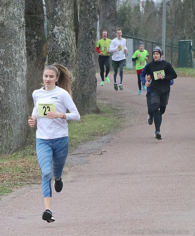 Par godu 18.novembrim notiek tradicionālais skrējiens «Rembates aplis 2019» 3 km un 10 km distancēs 271336