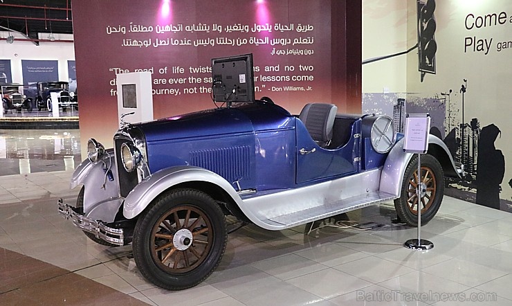 Travelnews.lv apmeklē automobiļu muzeju «Sharjah Classic Cars Museum». Atbalsta: VisitSharjah.com un Novatours.lv Travelnews.lv apmeklē automobiļu muzeju «Sharjah Classic Cars Museum». Atbalsta: VisitSharjah.com un Novatours.lv 271660