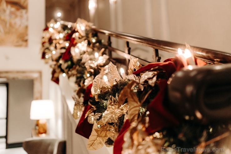 Viesnīca Grand Hotel Kempinski turpinot tradīciju pulcē rīdziniekus uz svinīgo Ziemassvētku egles iedegšanas ceremoniju  Viesnīca Grand Hotel Kempinski turpinot tradīciju pulcē rīdziniekus uz svinīgo Ziemassvētku egles iedegšanas ceremoniju 272854