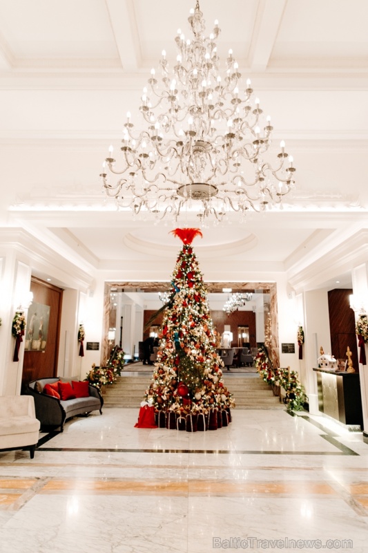 Viesnīca Grand Hotel Kempinski turpinot tradīciju pulcē rīdziniekus uz svinīgo Ziemassvētku egles iedegšanas ceremoniju  Viesnīca Grand Hotel Kempinski turpinot tradīciju pulcē rīdziniekus uz svinīgo Ziemassvētku egles iedegšanas ceremoniju 272861
