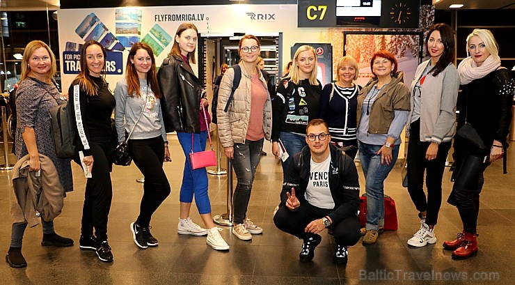 Travelnews.lv lido biznesa klasē ar «Turkish Airlines» no Rīgas uz Denpasaru caur Stambulu. Foto: ar Samsung Galaxy Note8 Travelnews.lv lido biznesa klasē ar «Turkish Airlines» no Rīgas uz Denpasaru caur Stambulu. Foto: ar Samsung Galaxy Note8 274580