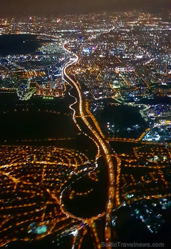 Travelnews.lv lido biznesa klasē ar «Turkish Airlines» no Rīgas uz Denpasaru caur Stambulu. Foto: ar Samsung Galaxy Note8 Travelnews.lv lido biznesa klasē ar «Turkish Airlines» no Rīgas uz Denpasaru caur Stambulu. Foto: ar Samsung Galaxy Note8 274597