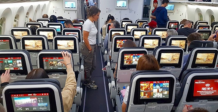 Travelnews.lv lido biznesa klasē ar «Turkish Airlines» no Rīgas uz Denpasaru caur Stambulu. Foto: ar Samsung Galaxy Note8 Travelnews.lv lido biznesa klasē ar «Turkish Airlines» no Rīgas uz Denpasaru caur Stambulu. Foto: ar Samsung Galaxy Note8 274598