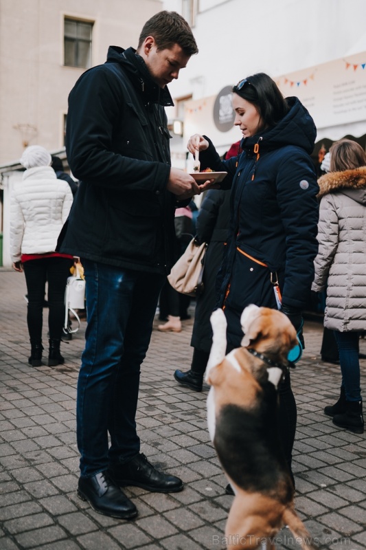 Vecīgā tiek svinēti pavasara tuvošanās svētki «Masļeņica – lielais pankūku cepiens». Foto: Live Riga Vecīgā tiek svinēti pavasara tuvošanās svētki «Masļeņica – lielais pankūku cepiens». Foto: Live Riga 278695