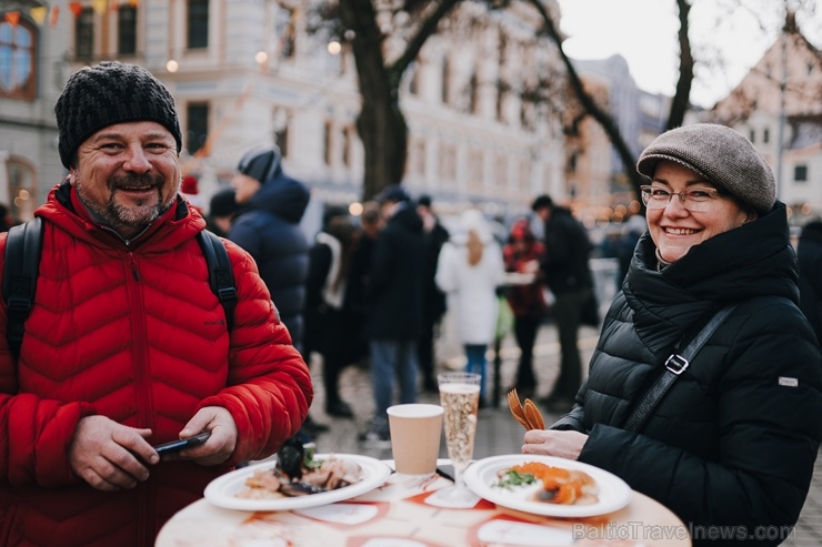 Vecīgā tiek svinēti pavasara tuvošanās svētki «Masļeņica – lielais pankūku cepiens». Foto: Live Riga Vecīgā tiek svinēti pavasara tuvošanās svētki «Masļeņica – lielais pankūku cepiens». Foto: Live Riga 278696