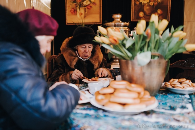 Vecīgā tiek svinēti pavasara tuvošanās svētki «Masļeņica – lielais pankūku cepiens». Foto: Live Riga Vecīgā tiek svinēti pavasara tuvošanās svētki «Masļeņica – lielais pankūku cepiens». Foto: Live Riga 278699