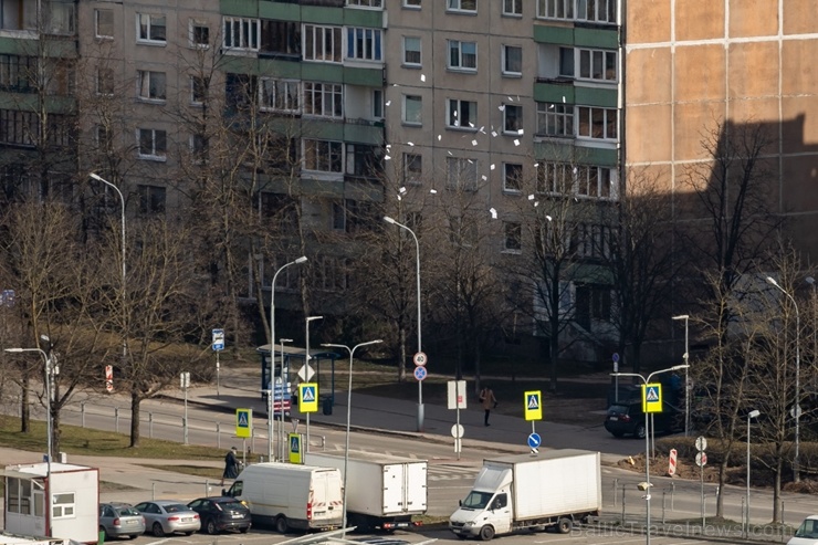 Lietuvas galvaspilsētā Viļņā pandēmijas laikā uzplaukst solidaritāte - brīvprātīgie un uzņēmēji sniedz palīdzību un atbalstu tiem, kam tā vajadzīga vi Lietuvas galvaspilsētā Viļņā pandēmijas laikā uzplaukst solidaritāte - brīvprātīgie un uzņēmēji sniedz palīdzību un atbalstu tiem, kam tā vajadzīga vi 279972
