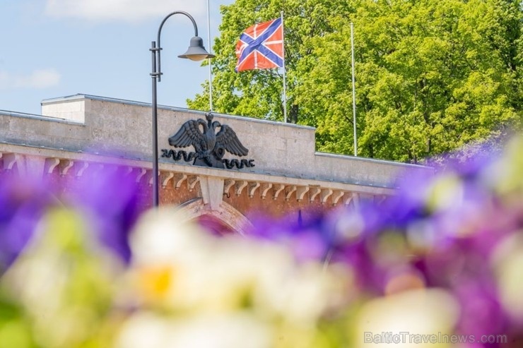Daugavpilī sākusies silta un saulaina vasara - siltais gadalaiks jūtams gan dabā, gan tūrisma objektu noskaņojumā Daugavpilī sākusies silta un saulaina vasara - siltais gadalaiks jūtams gan dabā, gan tūrisma objektu noskaņojumā 283930
