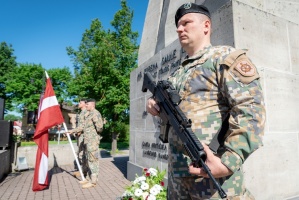 Cēsīs atzīmē Latvijas Uzvaras dienu un Cēsu kauju 101. gadadienu 3