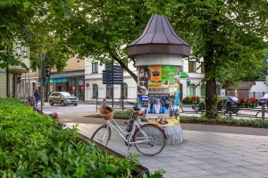 Ventspilī košos ziedos rotājas ikkatra pilsētas iela 3