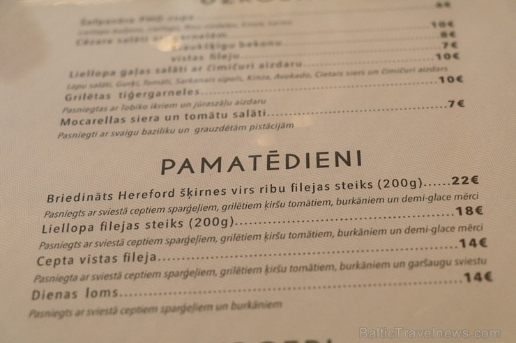 Travelnews.lv izbauda Vecrīgas viesnīcas restorāna «Beef Room» ēdienkartes piedāvājumu 285962