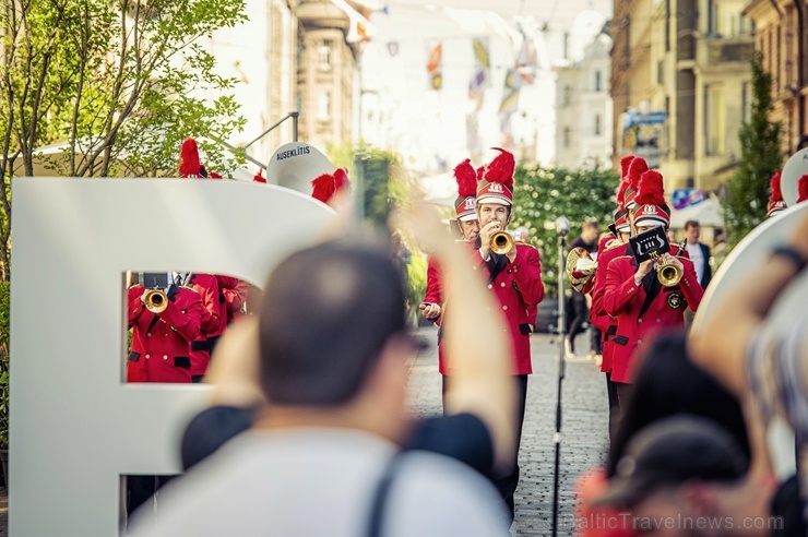 Tērbatas iela Rīgā uz mēnesi tiek nodota gājēju, riteņbraucēju un tirgotāju rīcībā 286428