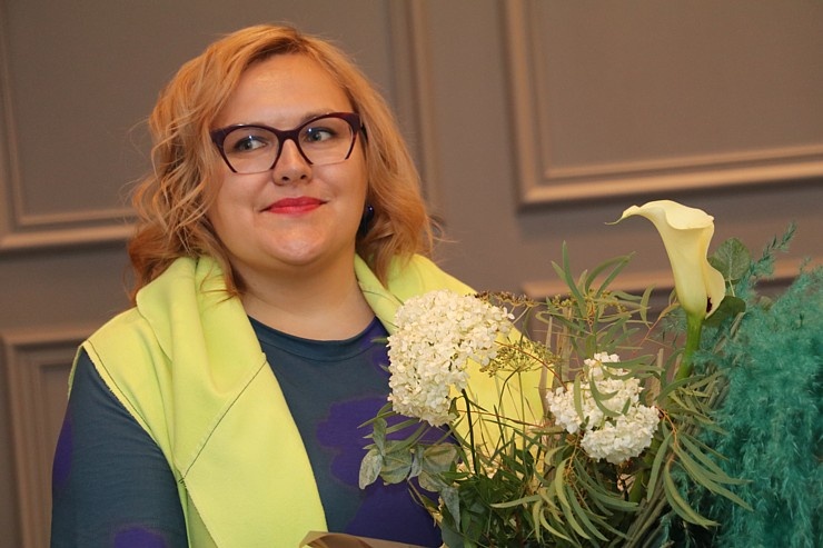 Rīgas viesnīcā «Grand Poet by Semarah Hotels» LMA absolvente Laura Veļa 12.08.2020 atklāj personālizstādi Rīgas viesnīcā «Grand Poet by Semarah Hotels» LMA absolvente Laura Veļa 12.08.2020 atklāj personālizstādi 288266