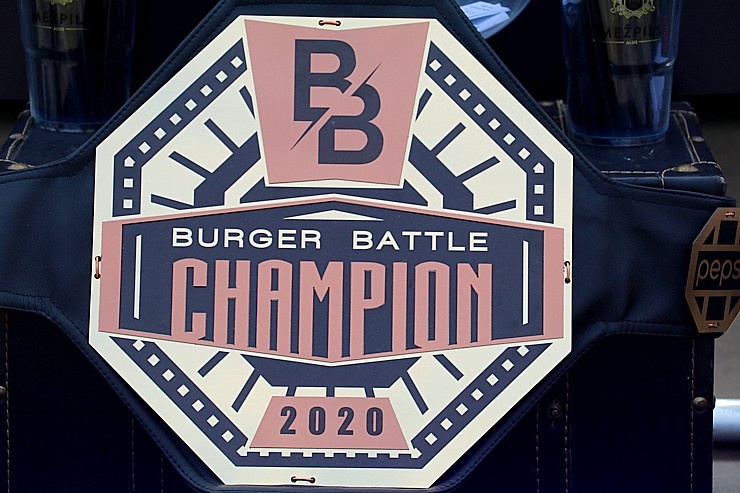 «Burger Battle» pirmo reizi Latvijā, «Via Jurmala Outlet Village», nosaka uzvarētāju - Viktors Ravdive (Resto-Rātors) «Burger Battle» pirmo reizi Latvijā, «Via Jurmala Outlet Village», nosaka uzvarētāju - Viktors Ravdive (Resto-Rātors) 289113