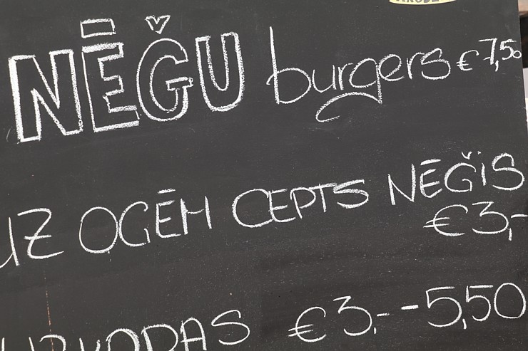 «Burger Battle» pirmo reizi Latvijā, «Via Jurmala Outlet Village», nosaka uzvarētāju - Viktors Ravdive (Resto-Rātors) «Burger Battle» pirmo reizi Latvijā, «Via Jurmala Outlet Village», nosaka uzvarētāju - Viktors Ravdive (Resto-Rātors) 289150