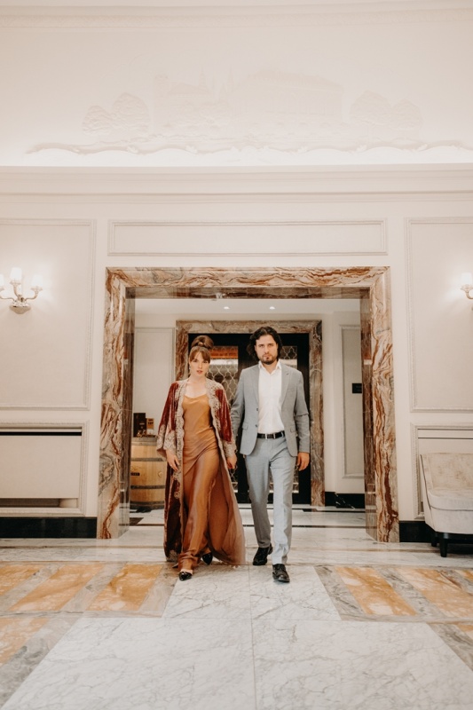 Katrīna Gupalo un Andrejs Osokins viesnīcā «Grand Hotel Kempinski Riga» izveidojuši jaunu koncertstāstu ciklu «Ceļojums». Foto: Aksels Zirnis Katrīna Gupalo un Andrejs Osokins viesnīcā «Grand Hotel Kempinski Riga» izveidojuši jaunu koncertstāstu ciklu «Ceļojums». Foto: Aksels Zirnis 292221