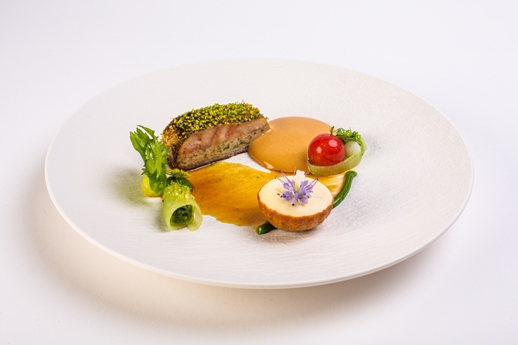 Iepazīsti 54 pavāru konkursa «Bocuse dor Europe 2020» ēdienus no Tallinas - SOMIJA. Foto: bocusedor.com Iepazīsti 54 pavāru konkursa «Bocuse dor Europe 2020» ēdienus no Tallinas - SOMIJA. Foto: bocusedor.com 292638