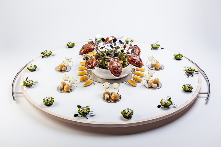Iepazīsti 54 pavāru konkursa «Bocuse dor Europe 2020» ēdienus no Tallinas - ISLANDE. Foto: bocusedor.com Iepazīsti 54 pavāru konkursa «Bocuse dor Europe 2020» ēdienus no Tallinas - ISLANDE. Foto: bocusedor.com 292651