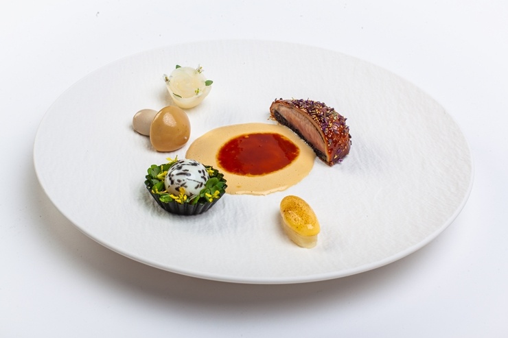 Iepazīsti 54 pavāru konkursa «Bocuse dor Europe 2020» ēdienus no Tallinas - ISLANDE. Foto: bocusedor.com Iepazīsti 54 pavāru konkursa «Bocuse dor Europe 2020» ēdienus no Tallinas - ISLANDE. Foto: bocusedor.com 292652