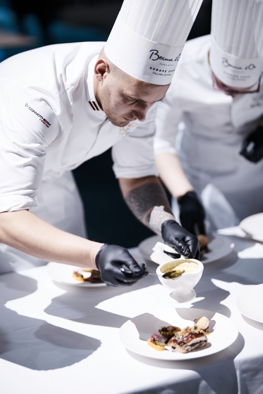 Latvijas pavāra Dināra Zvidriņa dalība Tallinas pavāru konkursā «Bocuse dor Europe 2020». Foto: bocusedor.com 292942