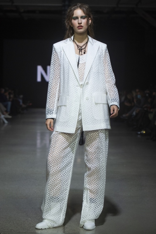 Rīgas modes nedēļa «Riga Fashion Week» piedāvā apģērbu kolekciju NOLO 294067