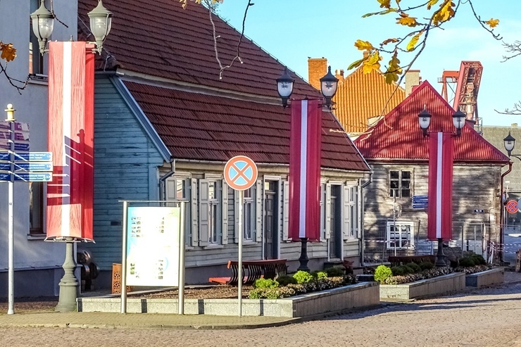 Saulainā Ventspils saposta valsts svētkiem 294328