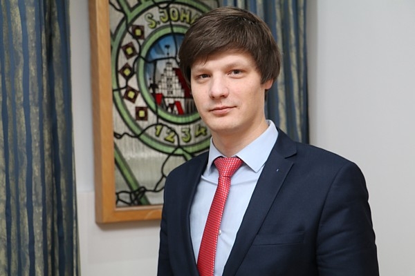 LIELĀ INTERVIJA ar Kasparu Zeltiņu,  «Kolonna Hotel Group» viesnīcu vadītāju