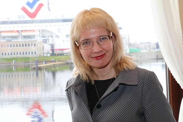 LIELĀ INTERVIJA: Esam ciemos pie laikraksta «Diena» ekonomikas ziņu nodaļas redaktores Magdas Riekstiņas