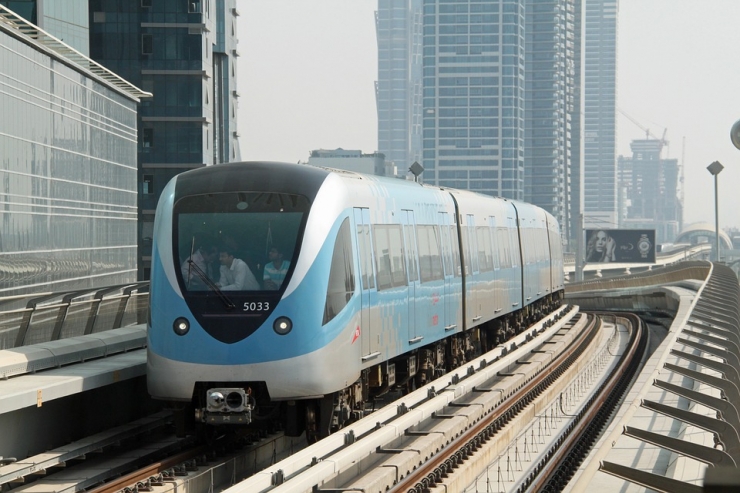 9. septembris vēsturē: Dubaijā atklāj pirmo metro līniju