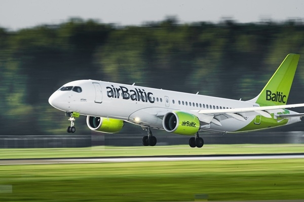 Par kļūdaino portāla nra.lv rakstu par lidsabiedrību «airBaltic»