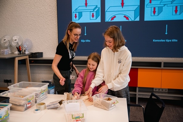 Vasara VIZIUM rit pilnā sparā – pievienojies zinātnes piedzīvojumam