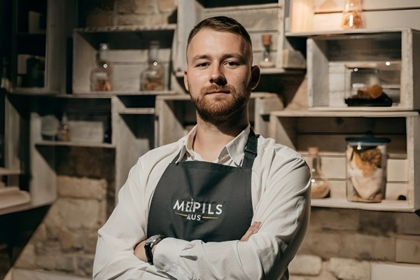 Deserts alus glāzē – kas ir kafijas stauts? 