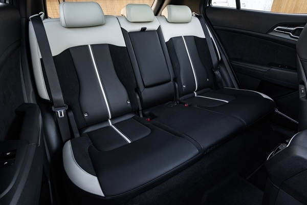 2026. gada Kia Sportage jaunākajos IIHS drošības testos ieguvis augstāko vērtējumu –2025 TOP SAFETY PICK+