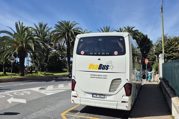OsaBus pārvadā tūristu grupas Monako un Franču Rivjērā