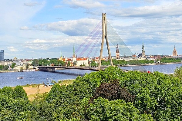 21. jūlijs vēsturē: Atklāj Vanšu tiltu Rīgā