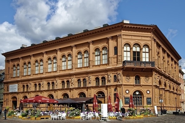 20. augusts vēsturē: Rīgā atklāts mākslas muzejs «Rīgas Birža»